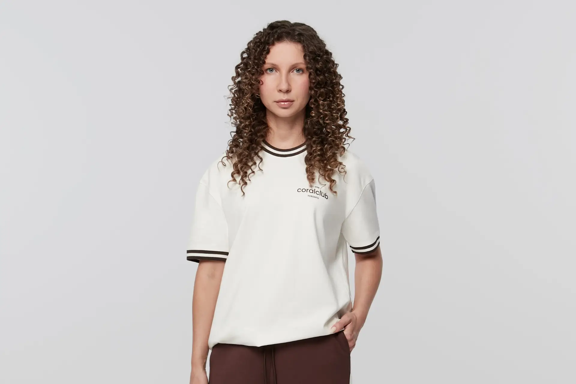 T-shirt straight milk (The SS26 Merch Collection)